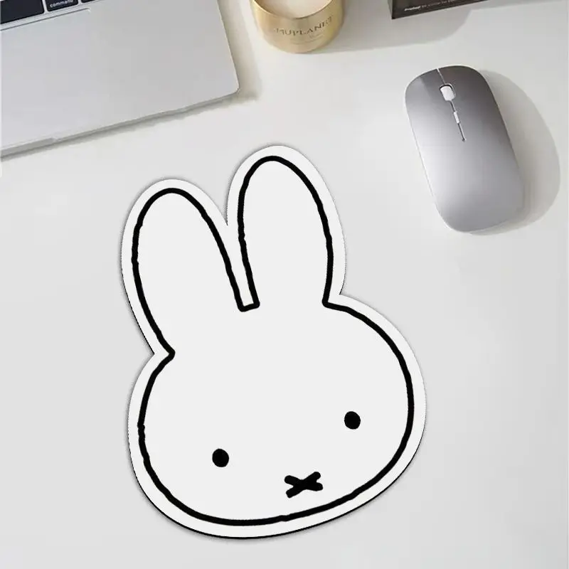 Kawaii Miffy Rabbit Shaped Mou - огляд і ціна Gaming Keyboard And Mouse Pad